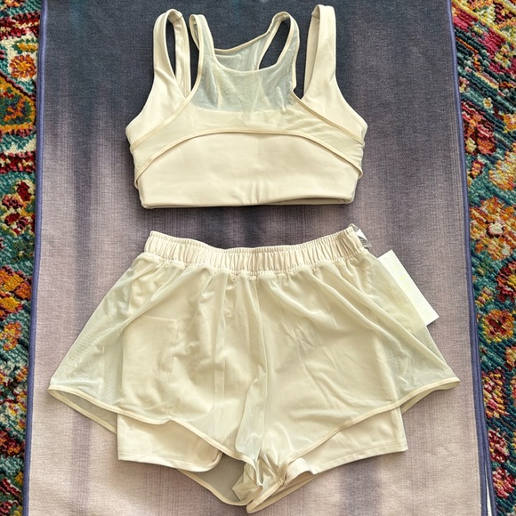 L*Space Workout Set - Cream/Bone - Picture 3 of 11